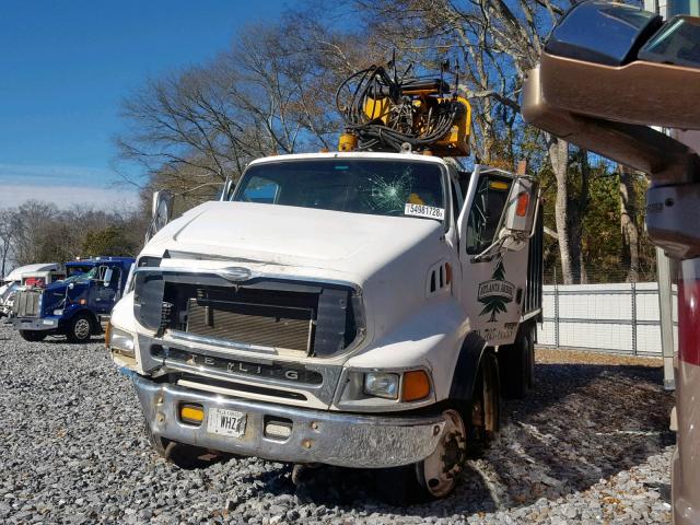 2FZHAZCV75AN92538 - 2005 STERLING TRUCK LT 9500 WHITE photo 2