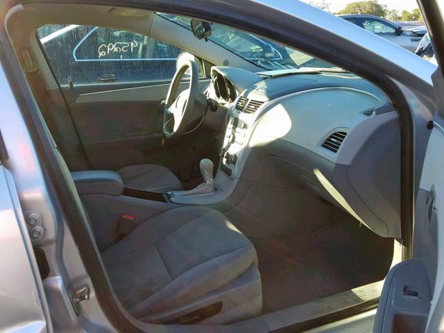 1G1ZB5EB3A4146811 - 2010 CHEVROLET MALIBU LS 银色 照片 5