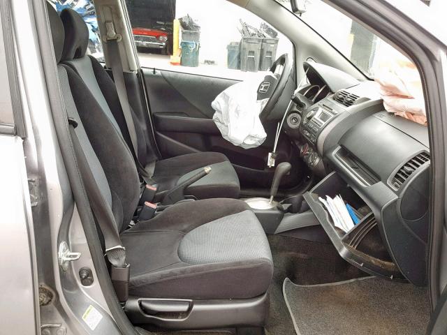 JHMGD38498S054794 - 2008 HONDA FIT SILVER photo 5