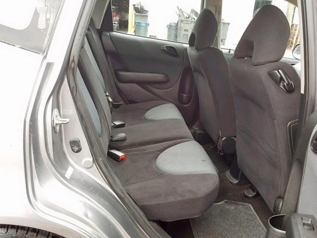 JHMGD38498S054794 - 2008 HONDA FIT SILVER photo 6