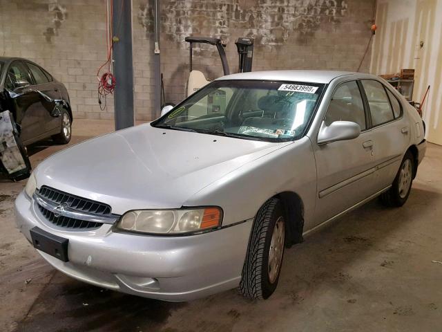 1N4DL01D7YC113258 - 2000 NISSAN ALTIMA XE SILVER photo 2