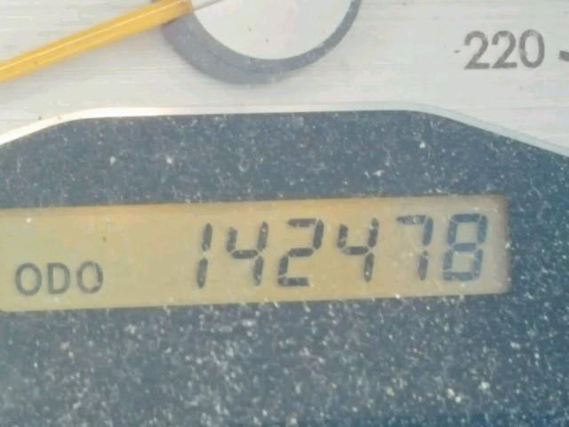 JTKDE177450056227 - 2005 TOYOTA SCION TC 银色 照片 8