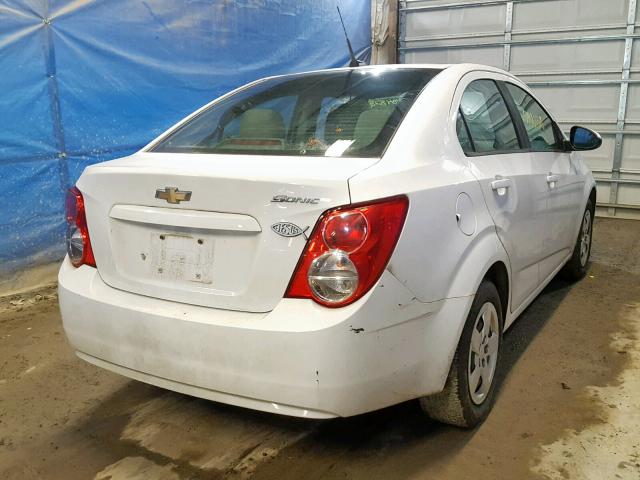 1G1JA5SG7D4124363 - 2013 CHEVROLET SONIC LS WHITE photo 4