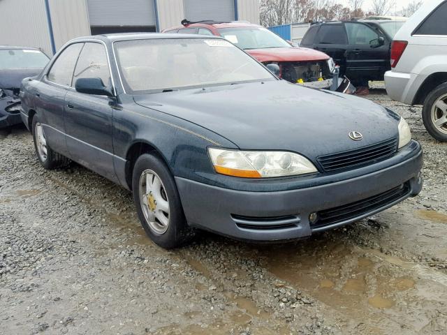 JT8VK13T8N0073456 - 1992 LEXUS ES 300 GREEN photo 1