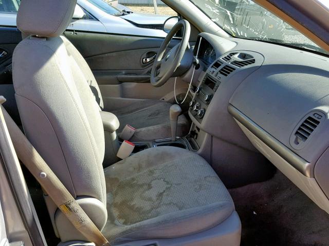 1G1ZS51F46F268002 - 2006 CHEVROLET MALIBU LS 银色 照片 5