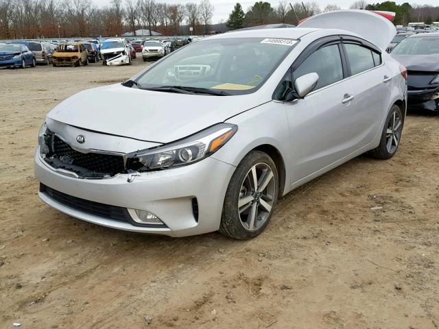 3KPFL4A83HE128104 - 2017 KIA FORTE EX SILVER photo 2