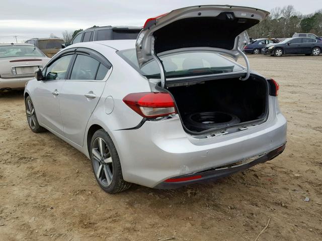 3KPFL4A83HE128104 - 2017 KIA FORTE EX SILVER photo 3