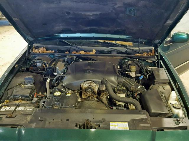 2MEFM75WX1X686571 - 2001 MERCURY GRAND MARQ GREEN photo 7