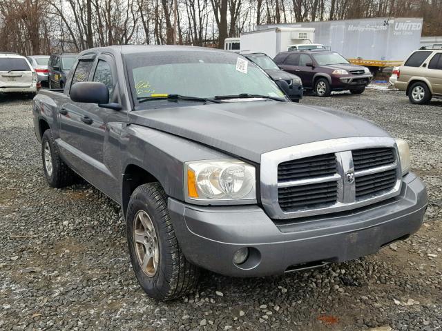 1D7HW48N26S502164 - 2006 DODGE DAKOTA QUA GRAY photo 1