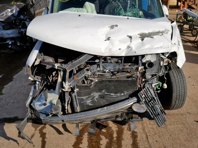 JTLKT324254027531 - 2005 TOYOTA SCION XB Ақ фото 7