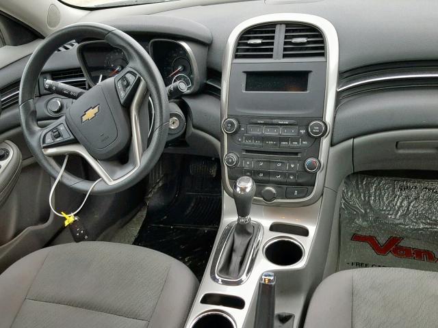 1G11B5SL1FF100089 - 2015 CHEVROLET MALIBU LS 白色 照片 9