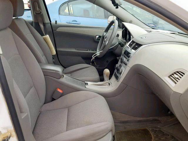 1G1ZG57B79F119982 - 2009 CHEVROLET MALIBU LS WHITE photo 5