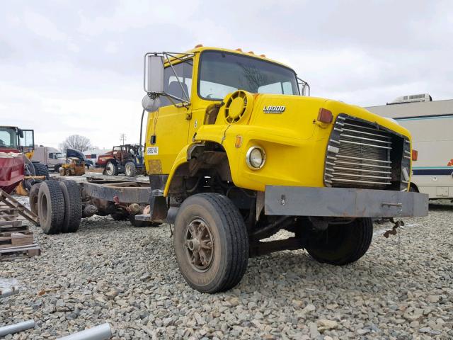 1FDYY82EXPVA37942 - 1993 FORD L-SERIES L YELLOW photo 1