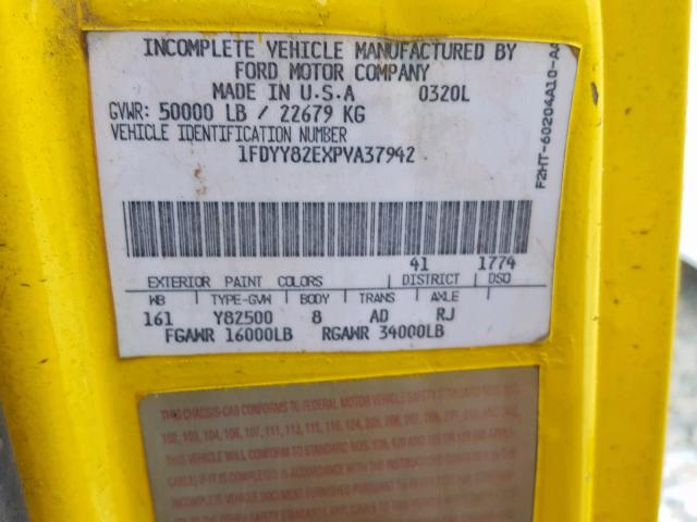 1FDYY82EXPVA37942 - 1993 FORD L-SERIES L YELLOW photo 10