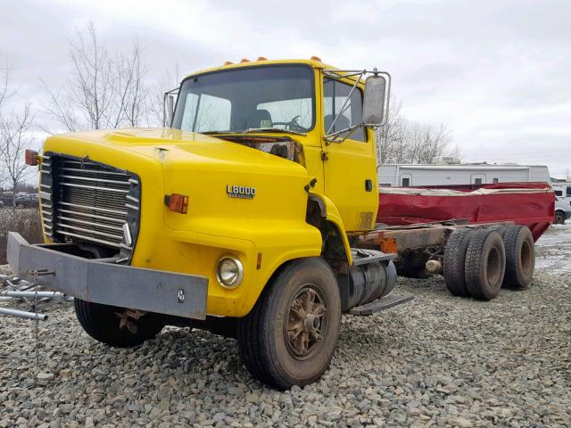 1FDYY82EXPVA37942 - 1993 FORD L-SERIES L YELLOW photo 2