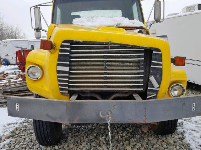 1FDYY82EXPVA37942 - 1993 FORD L-SERIES L YELLOW photo 7