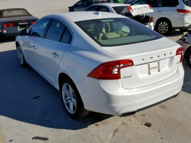 YV140MFD5F1301489 - 2015 VOLVO S60 PLATIN WHITE photo 3