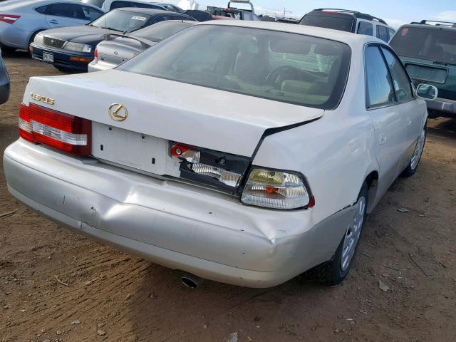 JT8BF28G3Y0264375 - 2000 LEXUS ES 300 WHITE photo 4