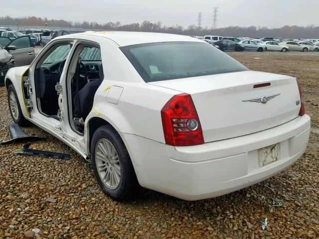 2C3KA43D79H625049 - 2009 CHRYSLER 300 LX WHITE photo 3