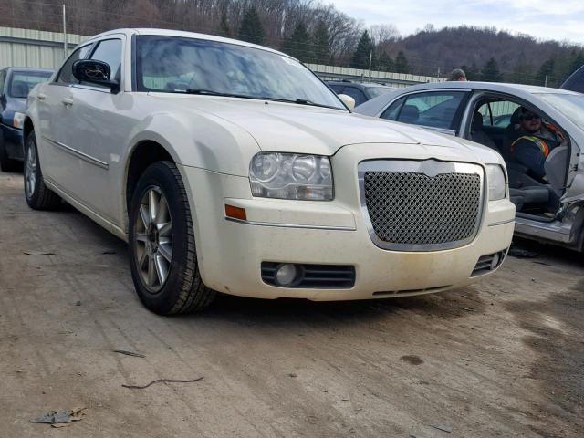 2C3KK53G08H163283 - 2008 CHRYSLER 300 TOURIN WHITE photo 1