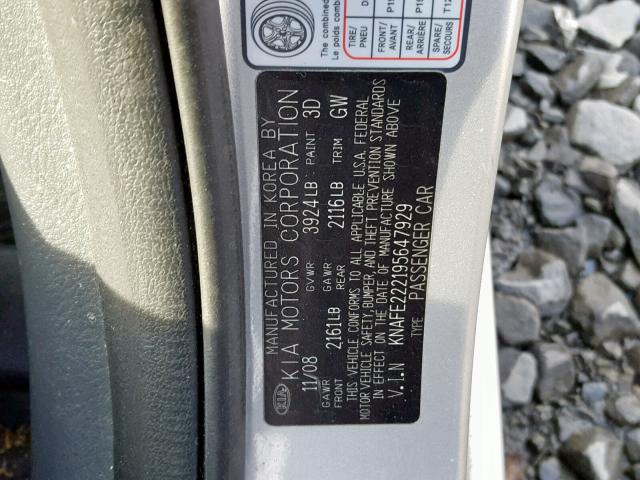 KNAFE222195647929 - 2009 KIA SPECTRA EX SILVER photo 10