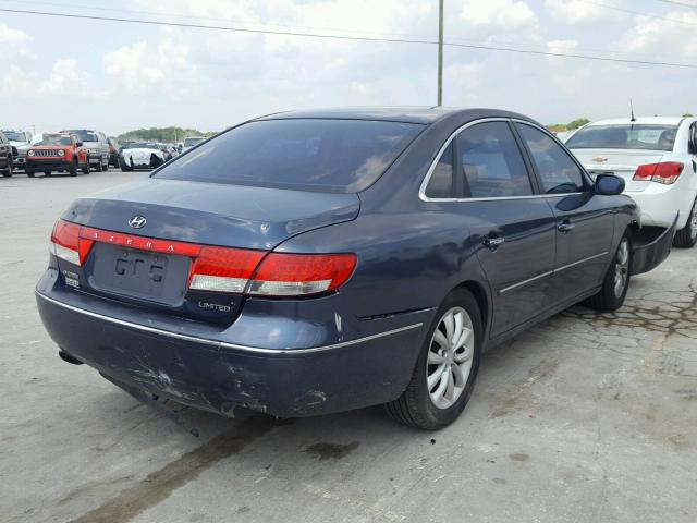 KMHFC46F86A119840 - 2006 HYUNDAI AZERA SE BLUE photo 4