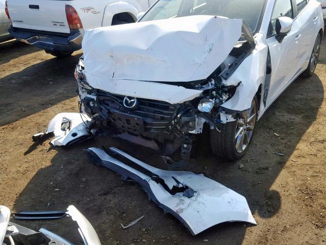 3MZBN1L3XJM232137 - 2018 MAZDA 3 TOURING WHITE photo 7