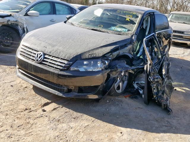 1VWBH7A39DC080323 - 2013 VOLKSWAGEN PASSAT SE BLACK photo 2