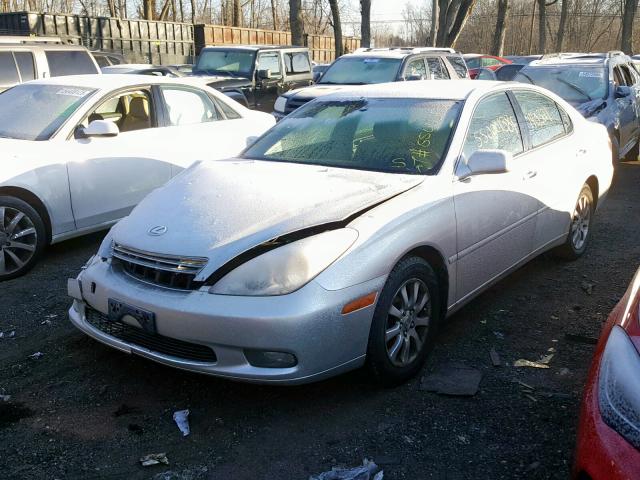 JTHBF30GX20039590 - 2002 LEXUS ES 300 SILVER photo 2