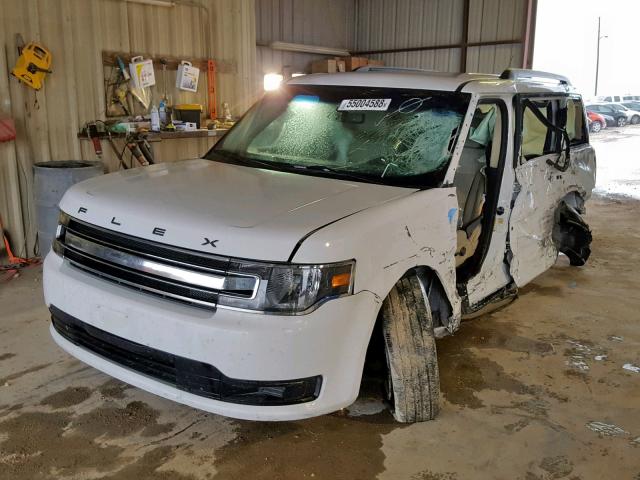 2FMGK5B85HBA01711 - 2017 FORD FLEX SE WHITE photo 2