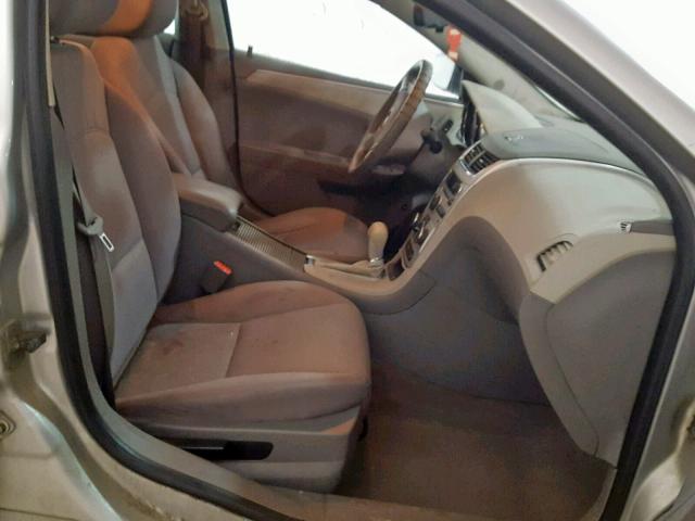 1G1ZB5EB9AF112697 - 2010 CHEVROLET MALIBU LS 银色 照片 5