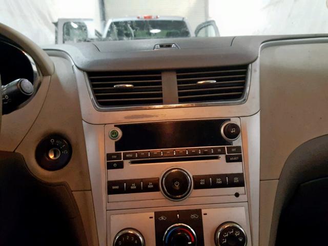 1G1ZB5EB9AF112697 - 2010 CHEVROLET MALIBU LS 银色 照片 9