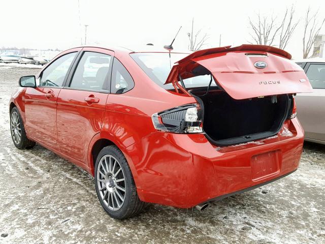 1FAHP3GN5AW203908 - 2010 FORD FOCUS SES RED photo 3