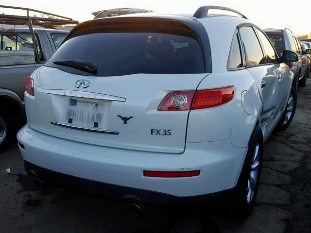 JNRAS08W95X204527 - 2005 INFINITI FX35 WHITE photo 4