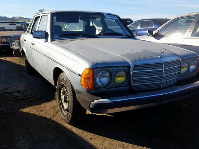 WDBAB33A7EA135867 - 1984 MERCEDES-BENZ 300 DT SILVER photo 1