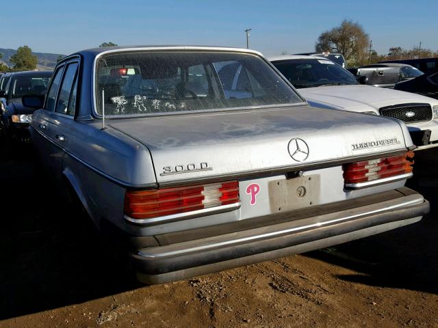 WDBAB33A7EA135867 - 1984 MERCEDES-BENZ 300 DT SILVER photo 3