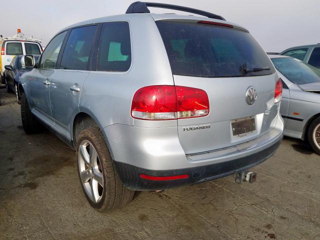 WVGBG77L35D015665 - 2005 VOLKSWAGEN TOUAREG 3. GRAY photo 3