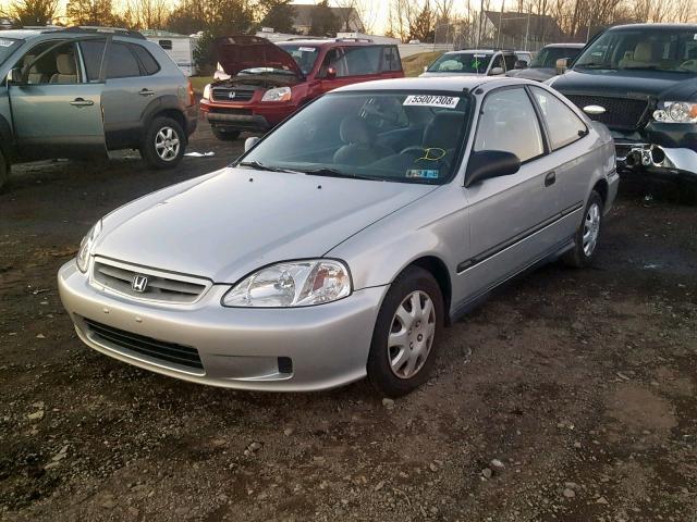 1HGEJ6223XL077220 - 1999 HONDA CIVIC DX SILVER photo 2