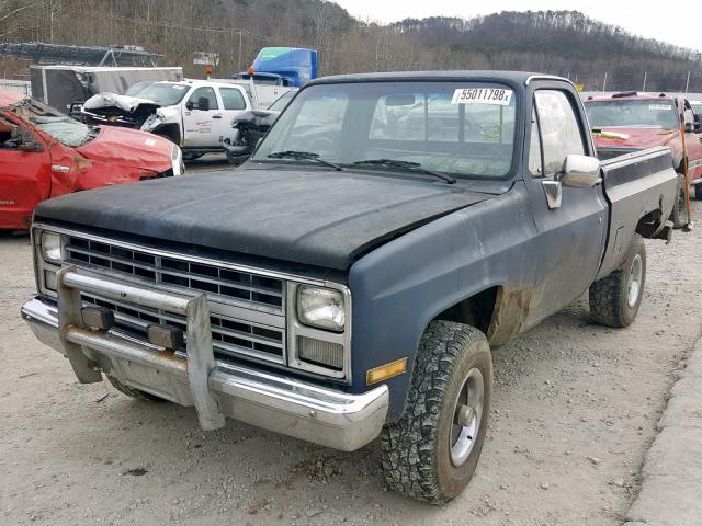 1GCEK14H0FF365421 - 1985 CHEVROLET K10 BLACK photo 2