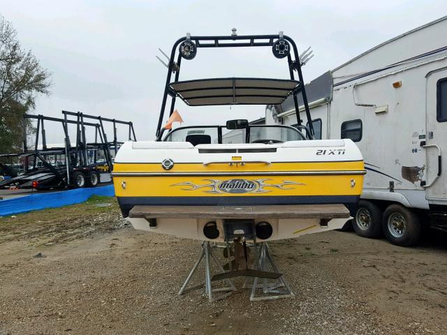 MB2T7264H304 - 2004 MALI WAKESETTER TWO TONE photo 9