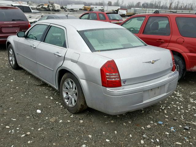 2C3JA63H95H626241 - 2005 CHRYSLER 300C SILVER photo 3