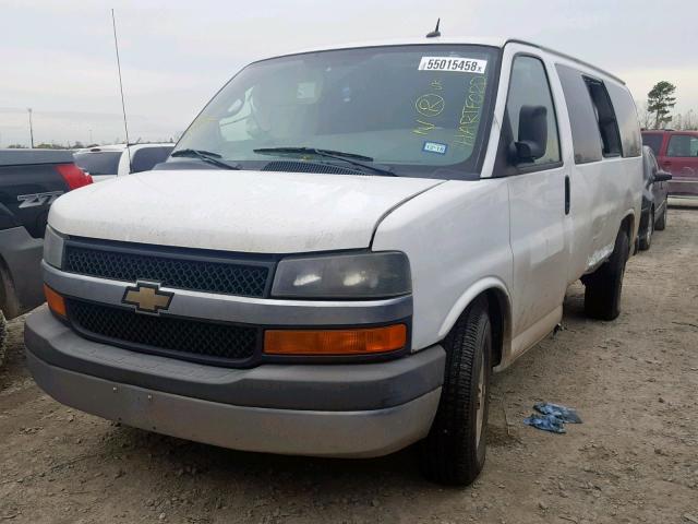 1GNSGCF41D1107534 - 2013 CHEVROLET EXPRESS G1 WHITE photo 2