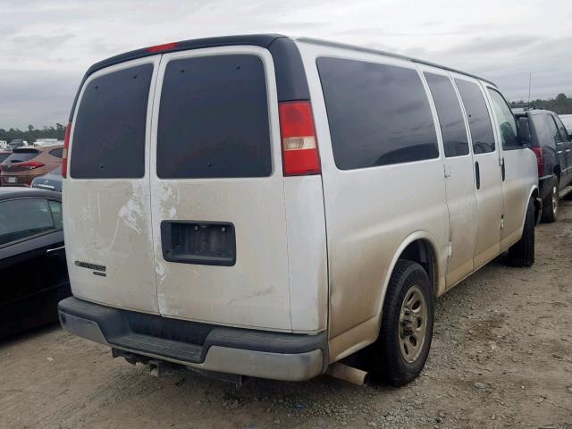 1GNSGCF41D1107534 - 2013 CHEVROLET EXPRESS G1 WHITE photo 4