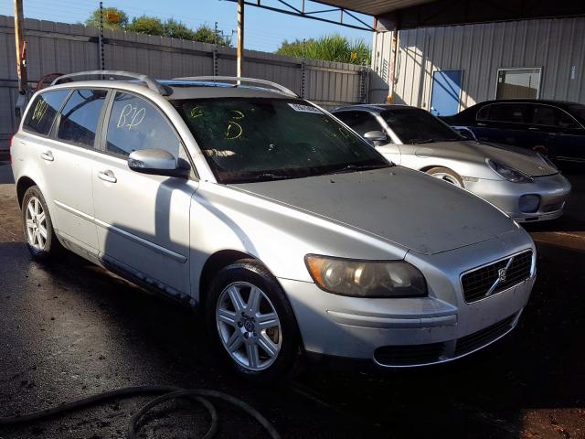 YV1MW382272270220 - 2007 VOLVO V50 2.4I SILVER photo 1