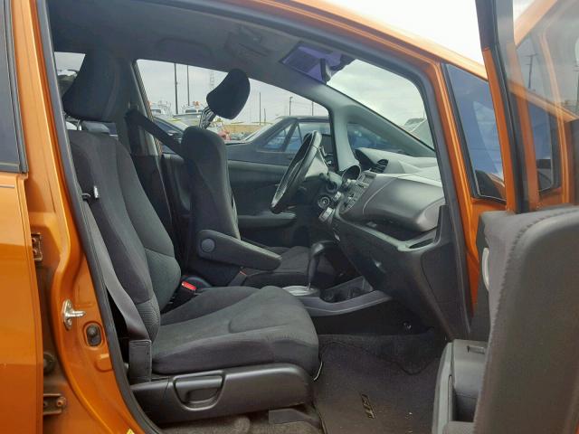 JHMGE8H52BC004663 - 2011 HONDA FIT SPORT ORANGE photo 5