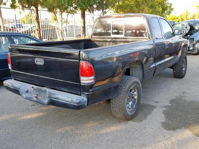 1B7GL22X1YS797600 - 2000 DODGE DAKOTA BLACK photo 4