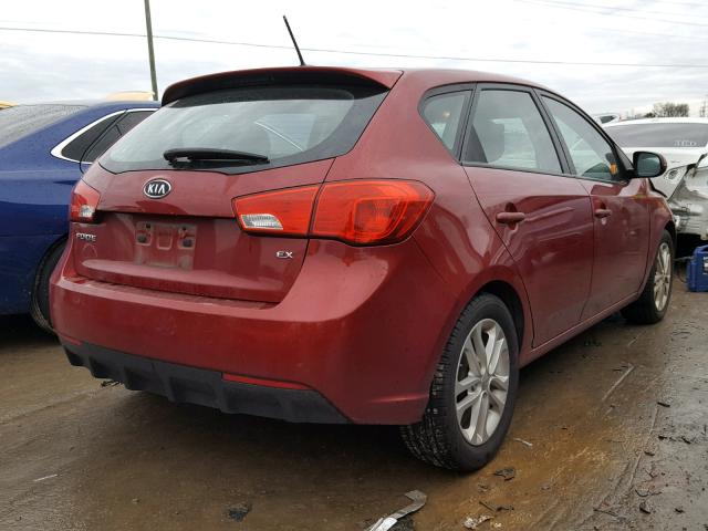 KNAFU5A23B5325885 - 2011 KIA FORTE EX RED photo 4