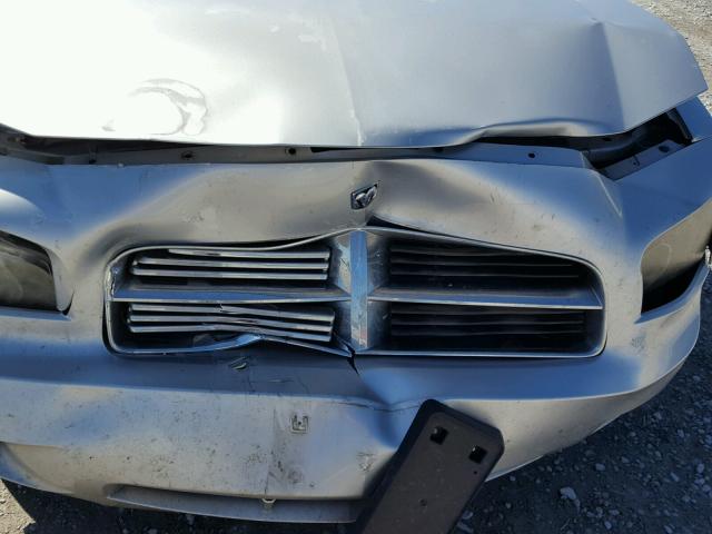 2B3KA33G78H144993 - 2008 DODGE CHARGER SX SILVER photo 9