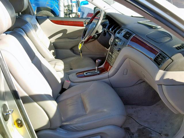 JTHBF30G136009361 - 2003 LEXUS ES 300 SILVER photo 5