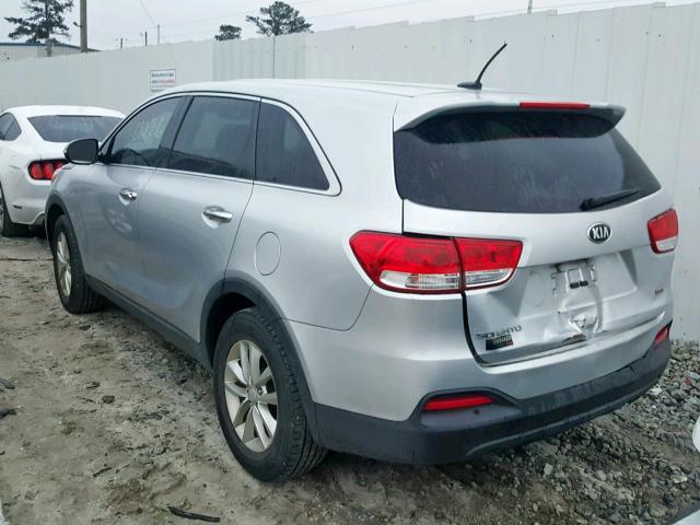 5XYPG4A35GG028343 - 2016 KIA SORENTO LX SILVER photo 3